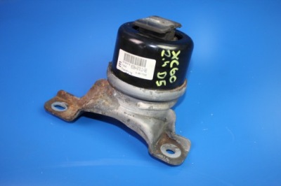 Volvo xc60 2.4 d5 подушка кронштейн кронштейн двигателя фото №1