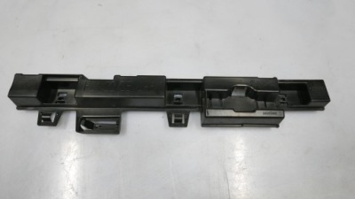 Bmw f21 напрямна поріг молдинг кронштейн поріг ліва lh3 7268075 фото №1