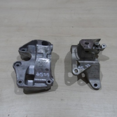 Кронштейн кронштейн двигателя генератора audi a5 4.2 fsi фото №1