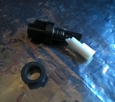 Ford focus mondeo s-max датчик жидкость омывателя фото №1