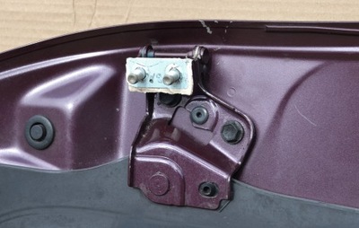 Peugeot 108 петля крышки правый задняя фото №1