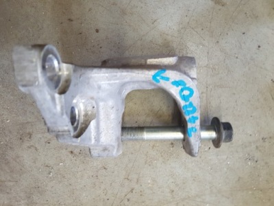 Кронштейн двигуна honda jazz iii 08-15 фото №1