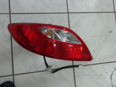 Mazda 2 2007-2015 лампа ліва задня оригінал фото №1