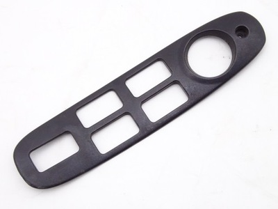 Renault magnum e-tech заглушка панель скло перед фото №1