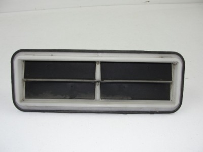 Решітка декомпресійна opel corsa e фото №1