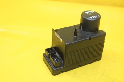 Помпа замка центрального mercedes w202 2028001048 фото №1