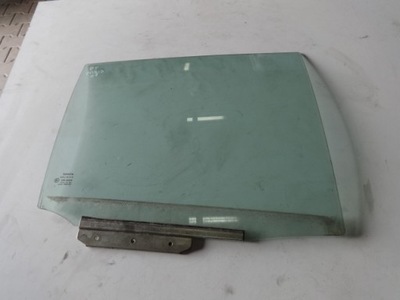 Toyota yaris ii 07r скло двері права задня фото №1