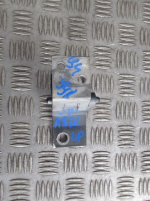 Петля дверь левый перед верхний audi a8 94-99r фото №1