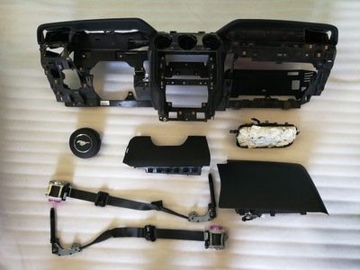 Ford mustang приборная панель консоль приборная панель подушки безопасности подушка безопасности фото №1