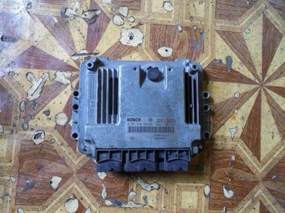 Renault бортовий комп'ютер 0281010769 фото №1