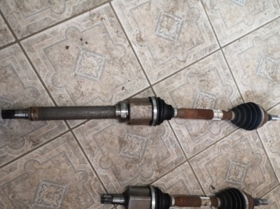 Ford kuga mk2 lif 1.5 tdci привідний вал права автоматична коробка передач 4x2 фото №1