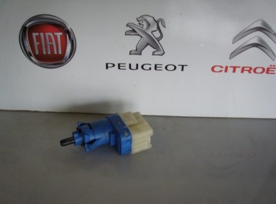 SENSOR LUZ LUZ DE FRENADO FIAT 53378929  