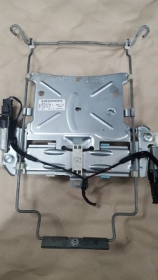 Механізм регулювання поперек audi q7 4l 8e0881891c фото №1