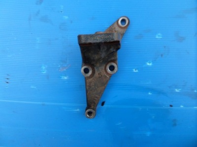 Кронштейн кронштейн двигуна toyota corolla e12 1.4 vvti фото №1