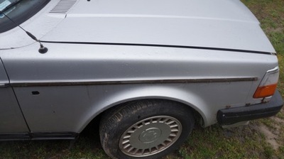 BŁOTNIK PRAWY PRZÓD VOLVO 240 244 245 264