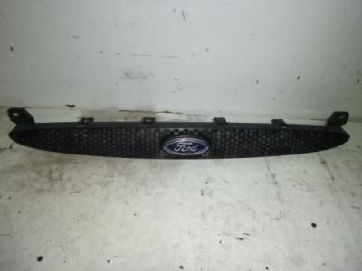 Решётка радиатора ford escort vii 1997r. фото №1