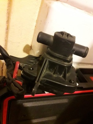 Scania клапан водяний фото №1