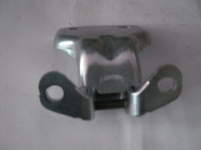 Петля двері задніх лівих нижній daewoo nubira фото №1