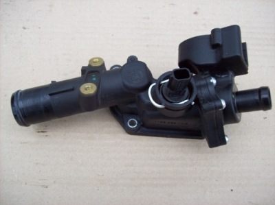 Mercedes w117 w176 w246 термостат 1.5dci фото №1