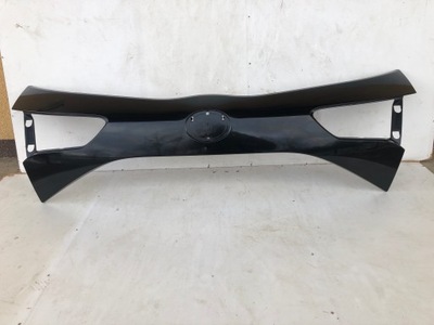 Toyota yaris iii накладка задня фото №1