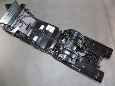 Vw touareg iii отопитель задняя 4m0819351a фото №1