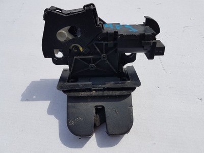 Volkswagen оригинальный номер 8p4827505c замок крышки фото №1