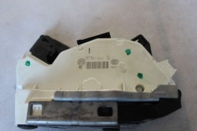 Замок дверь перед правый vw atlas cross sport 5k1837016j фото №1