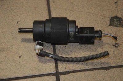 Audi a4 b8 помпа розпилювача 8k5955647 фото №1