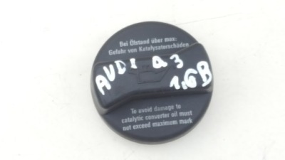 Audi a3 8l 1,6b .... крышка заливной масла 96-02r фото №1