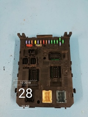 Citroen бортовий комп'ютер коробка модуль bsi 28119759-5 фото №1