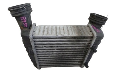 Skoda superb i 2.5 tdi інтеркулер правий фото №1