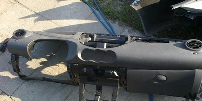 Приборная панель консоль приборная панель renault twingo ii lift фото №1