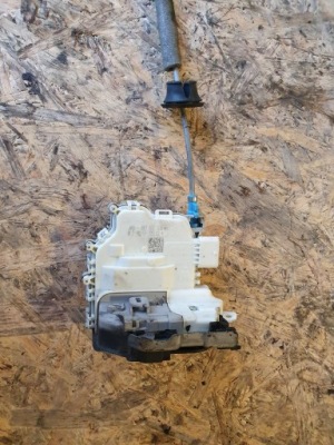 Audi a3 8v замок дверь правый перед 8x1837016c фото №1