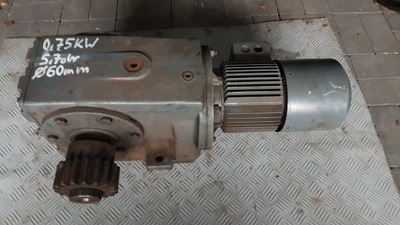 Przekładnia motoreduktor SEW 0.75KW 5.7 5 6 obroty