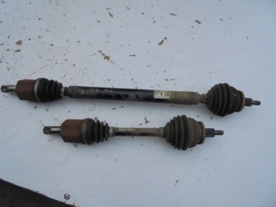 Приводной вал правая  перед skoda roomster 1.6 16v автоматическая коробка передач фото №1