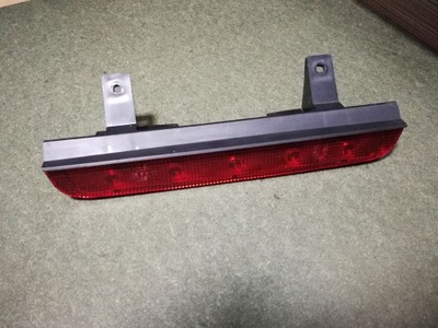 TERCERO LUZ LUZ DE FRENADO OPEL AGILA A 03318040  