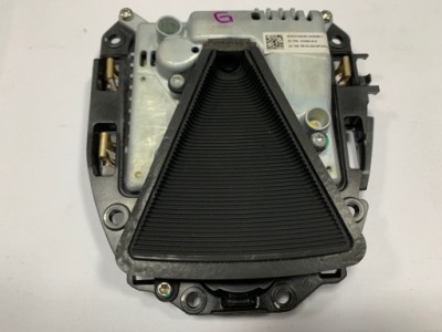 Tesla model s камера autopilot 1038482-90-n фото №1