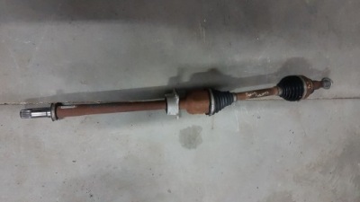 Chevrolet traverse 13- привідний вал права перед 3.6 usa фото №1