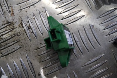 Датчик удара mercedes-benz оригинальный номер a1729056100 фото №1