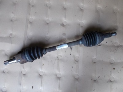 Ford fiesta mk7 привідний вал ліва 1.25 фото №1