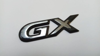 PRIMERA INSIGNIA EMBLEMA LOGOTIPO NISSAN P11 PARTE TRASERA GX  