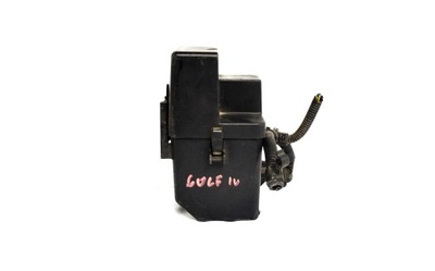 Vw golf iv bora коробка запобіжників 1j0941389 фото №1