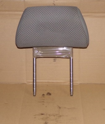 Vw polo iii lift 99 - 02 підголівник перед передній фото №1