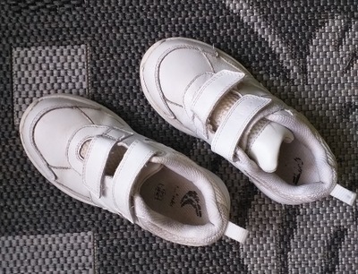 Białe buty sportowe sneakersy CLARKS_28