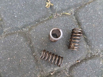 Пружина клапана толкатель toyota corolla e12 1.4 фото №1