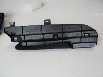 Решітка радіатора кронштейн накладки p. subaru legancy outback фото №1