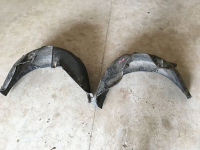 Bmw e60 03-10 підкрилок задня праве ліва 7180406 фото №1