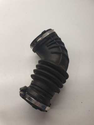 Повітрозабірник wąż інтеркулер audi a4 b8 a5 06h129629 фото №1