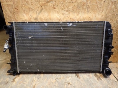 Радиатор воды кондиционер mercedes sprinter a9065000002 фото №1