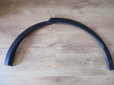 Jaguar e-pace молдинг накладка левая крыло задняя фото №1